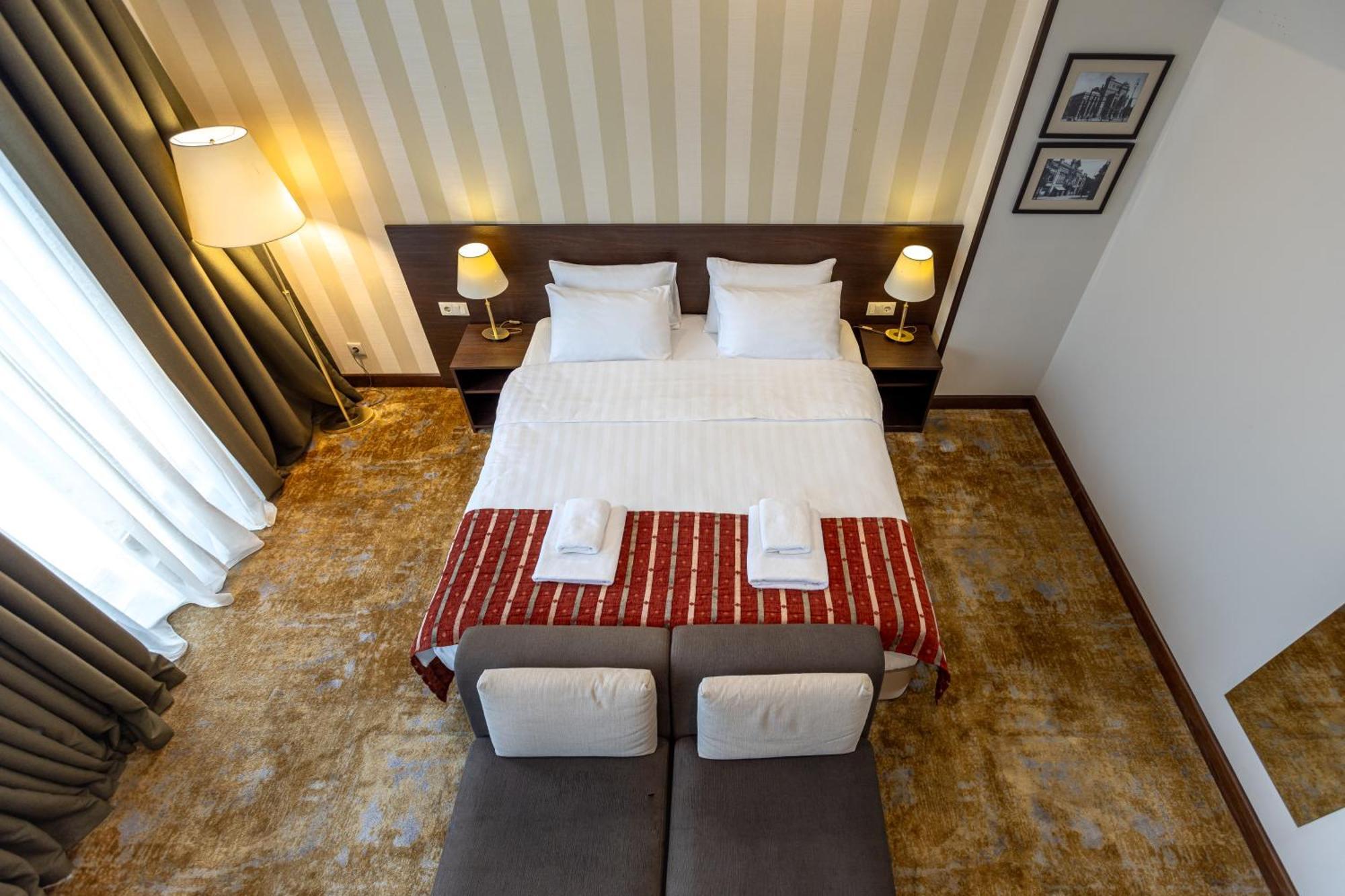 Citrus Hotel Tbilisi Esterno foto
